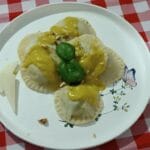 ravioli z ricottą i szpinakiem