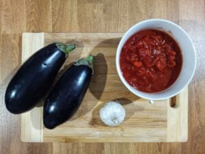 Składniki na pasta alla norma