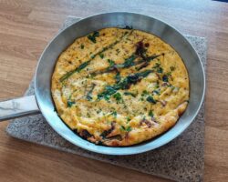 Frittata ze szparagami