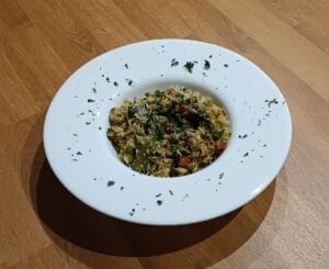 fusilli z kurczakiem i cukinią