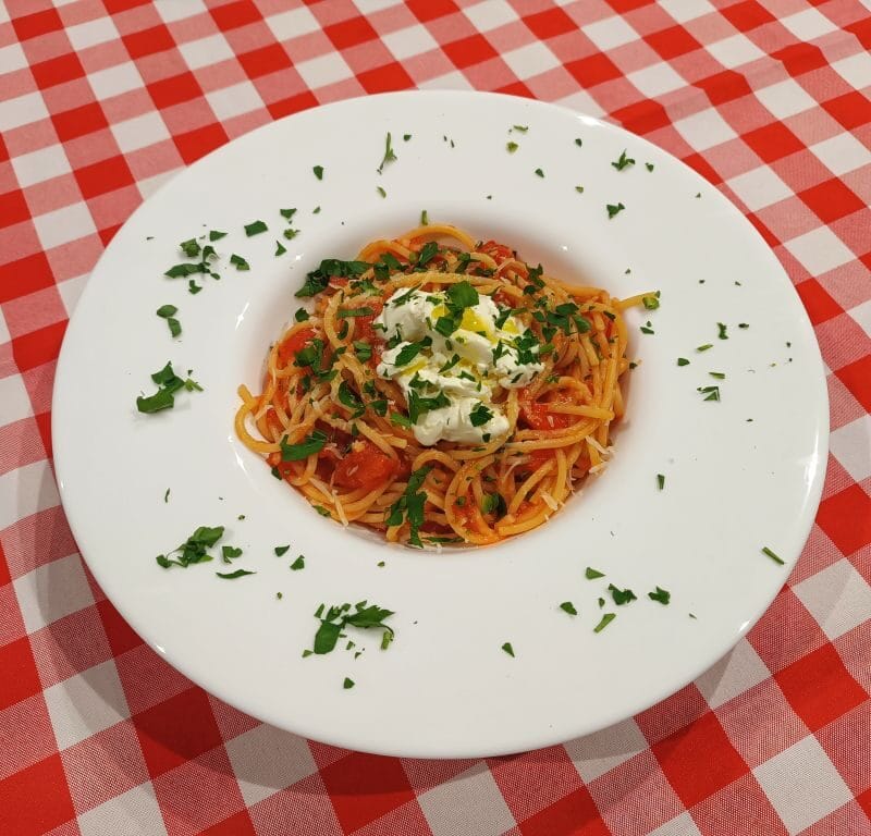 makaron spaghetti all arrabbiata