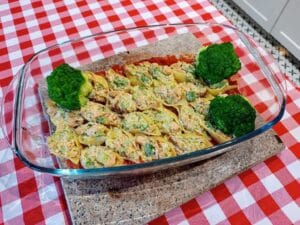 upieczone conchiglioni z kurczakiem