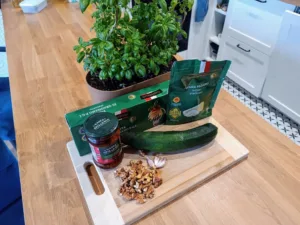 składniki na spaghetti z cukinią