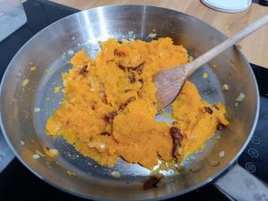 Purée z dyni i pomidory suszone