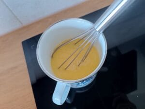 rozpuszczone masło do muffinek pistacjowych